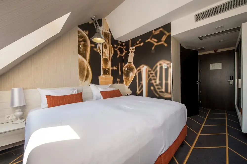 Science Hotel - Chambres