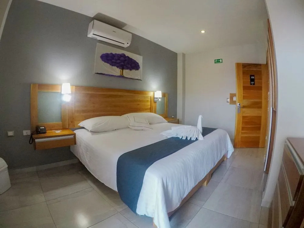 Hotel photo 2