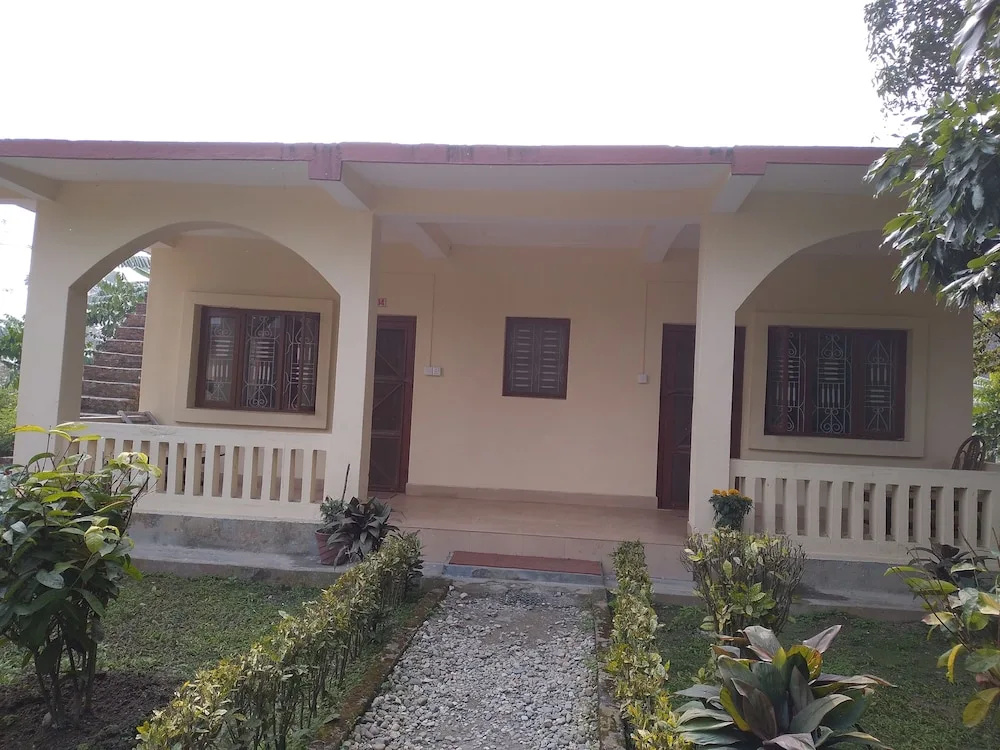 Hotel Tress House