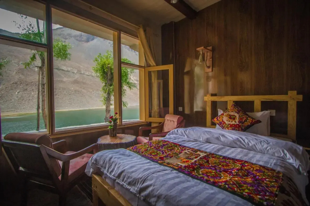 Borith Lake Hotel & Resort