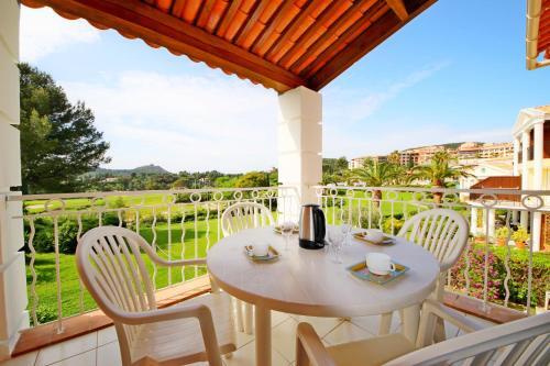 Отель Cap Esterel Village : Beau 3 Pieces Central : Bat. Vj - Esterel Vacances 300La, фото 1