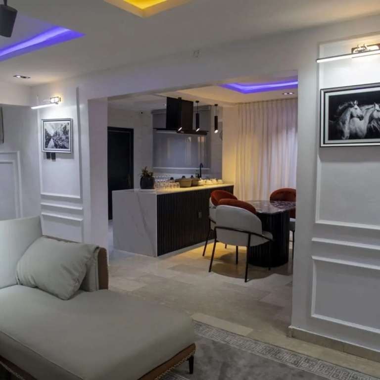 Presidential Apartment