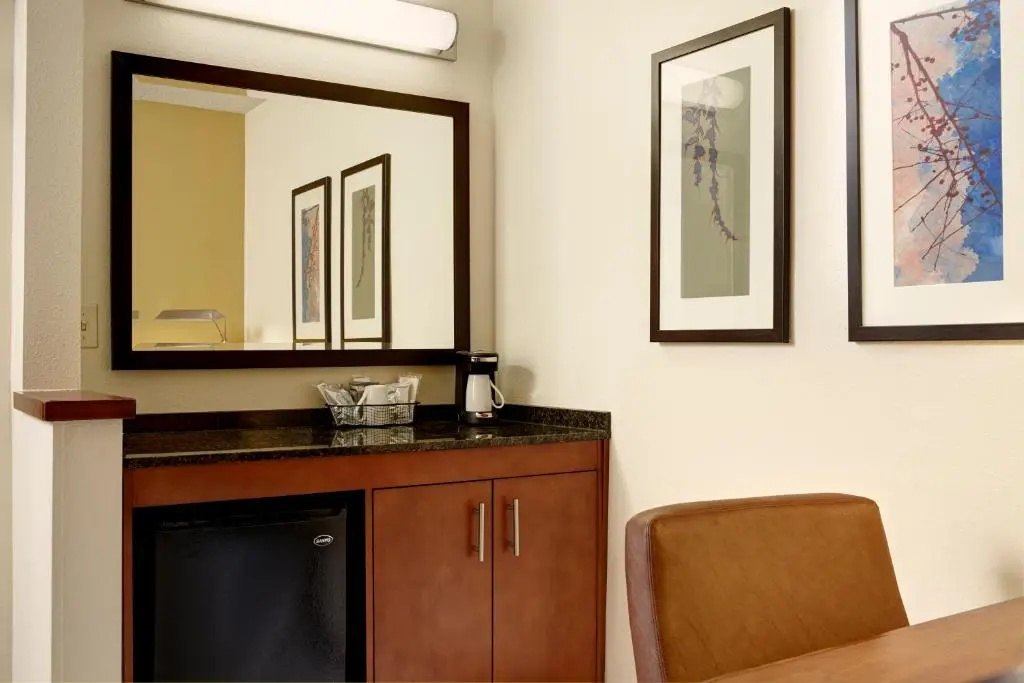 Hyatt Place Riverside Downtown - Chambres