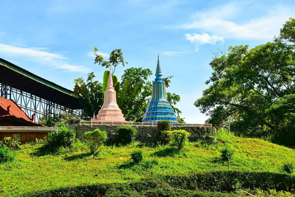 Dara Express by Angkor Green Gardens