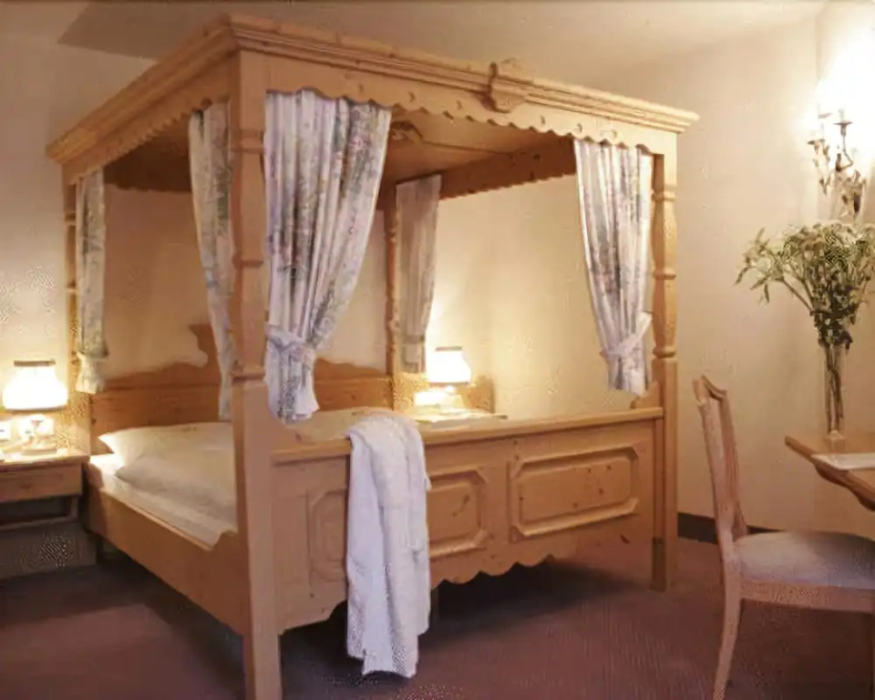 Burghotel Am Hohen Bogen - Général