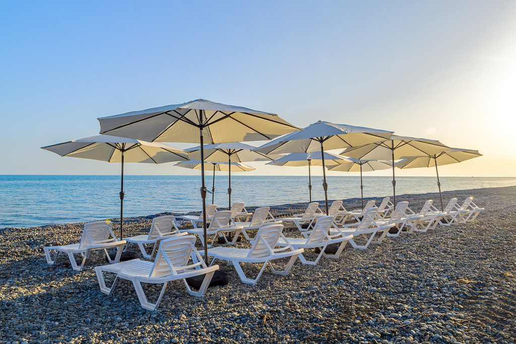 Beach & Waterfront