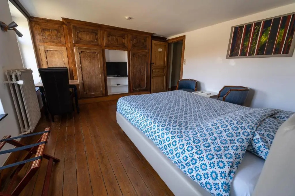 Superior room