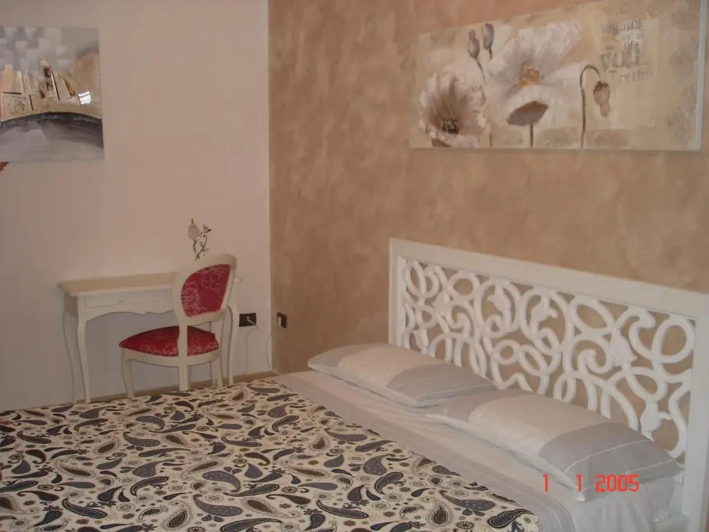 Economy room
