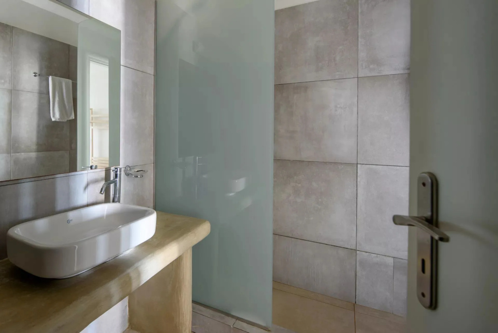 Standard Double room with Caldera view (full double bed)