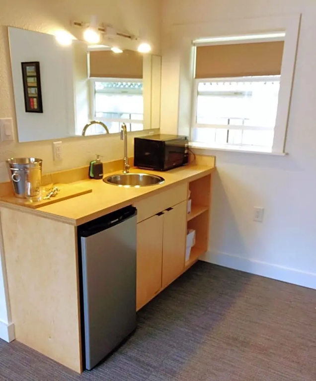 Standard Double room with garden view (full double bed)