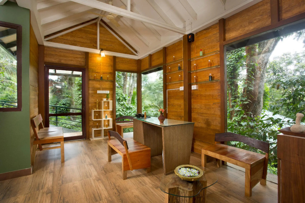 Lobby & Reception