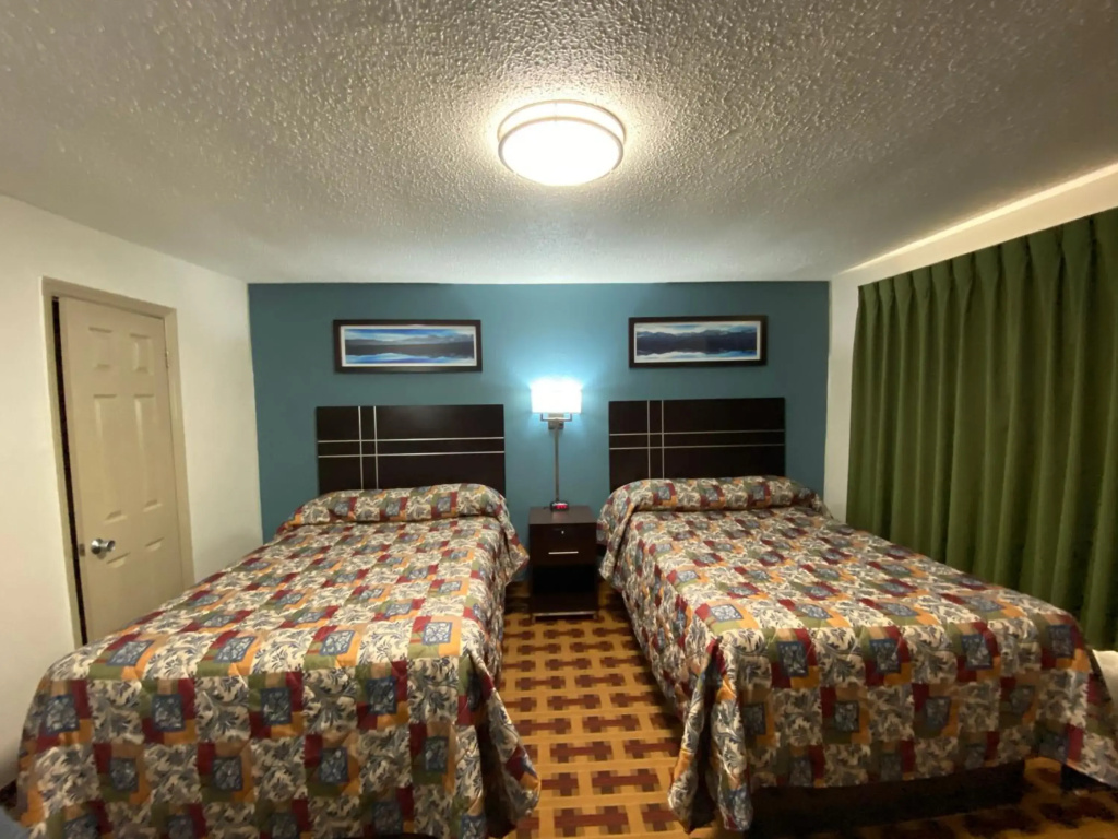 Motel 6 Stockton, CA - Charter Way West - фото 4