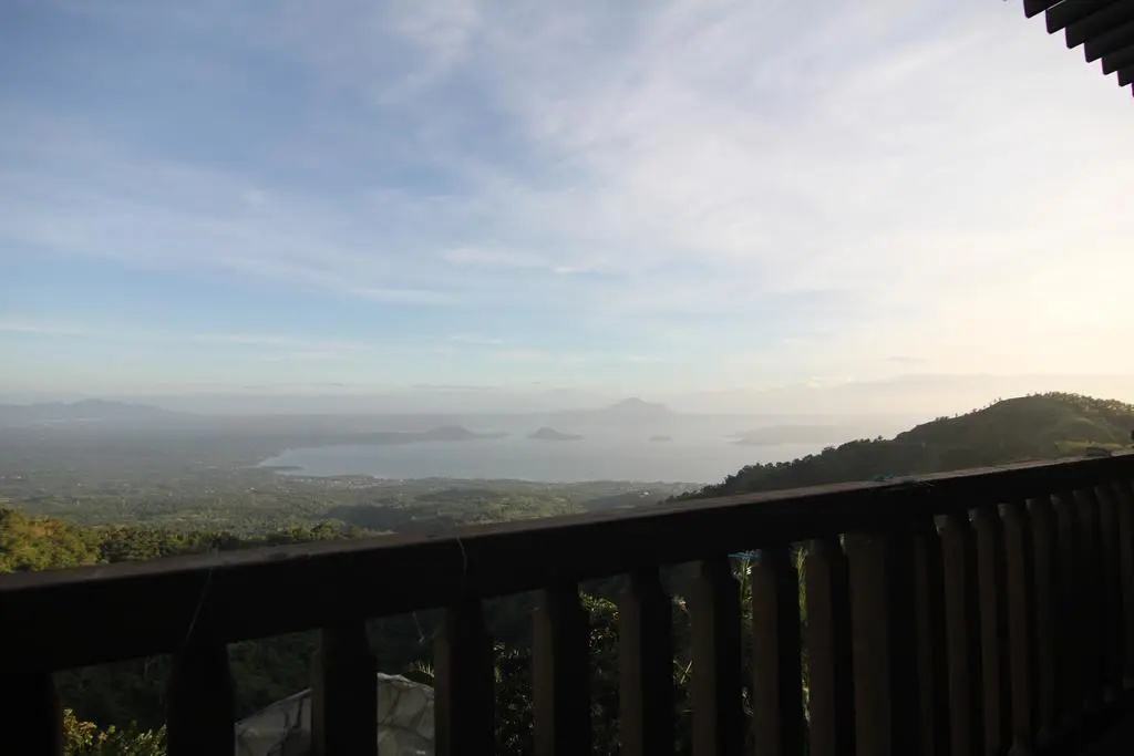 Alta D' Tagaytay Hotel