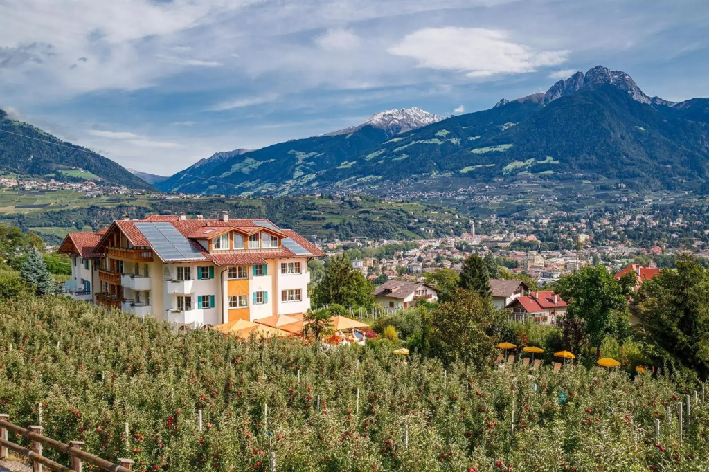 Hotel Kristall