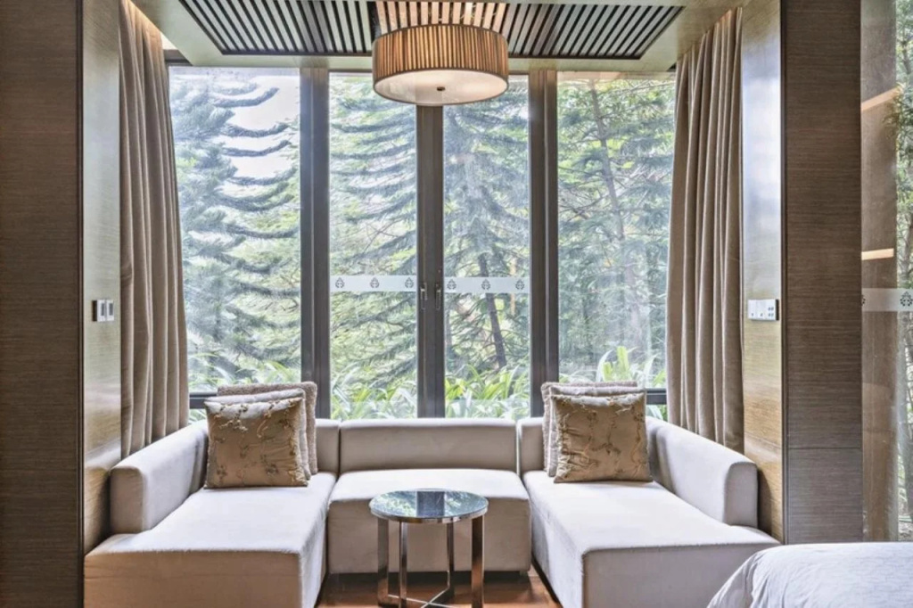 Balcony & Terrace