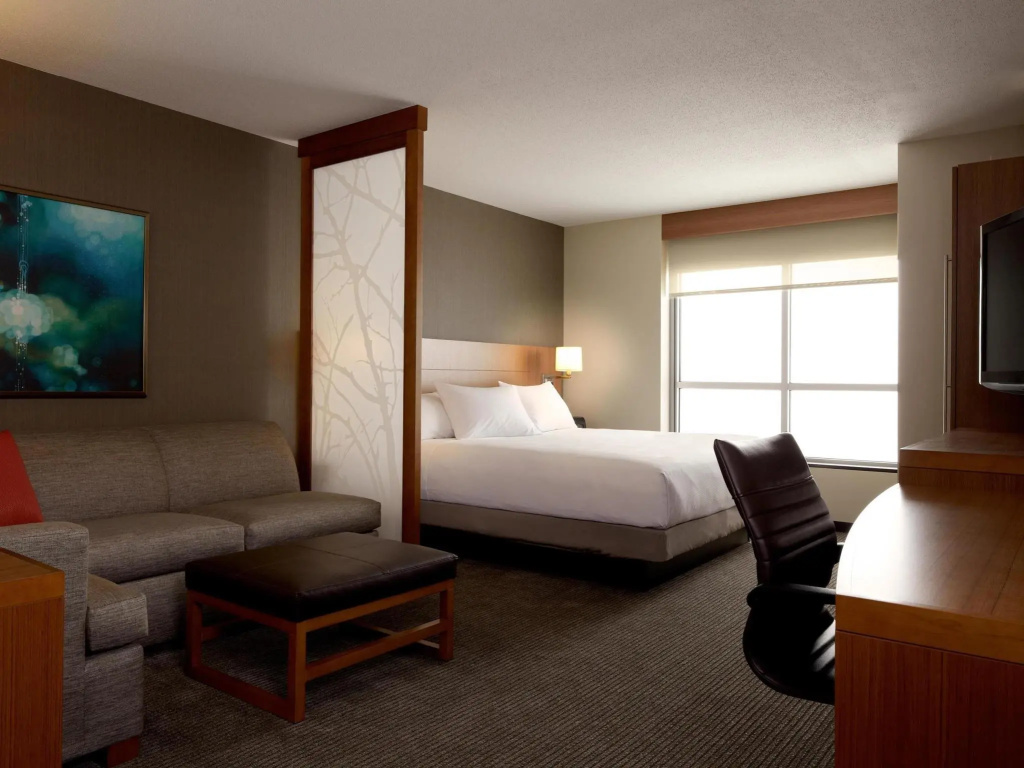 Double room (full double bed)