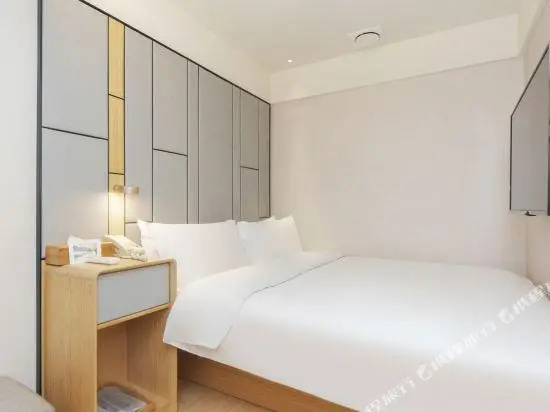 Standard Double room full double bed