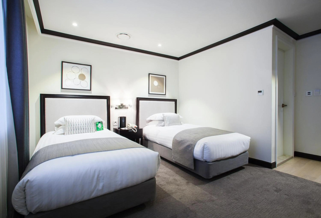 Отель The Grand Hotel Myeongdong в Сеуле
