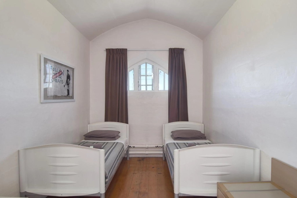 Jailhouse Accommodation - Hostel — 3