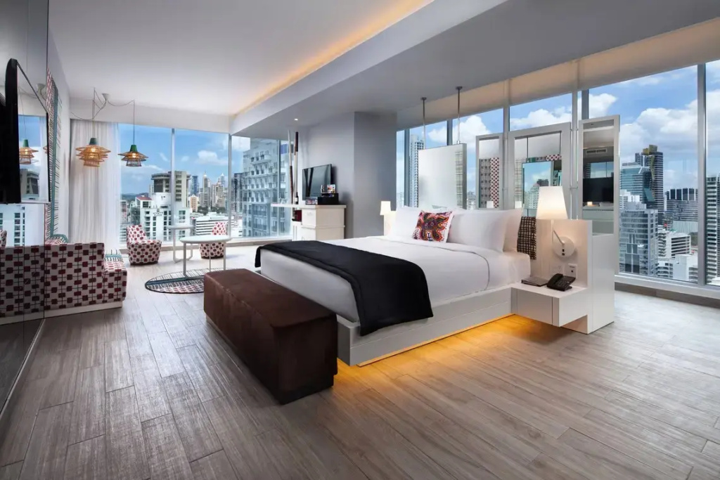 Urban Double Suite with city view (full double bed)