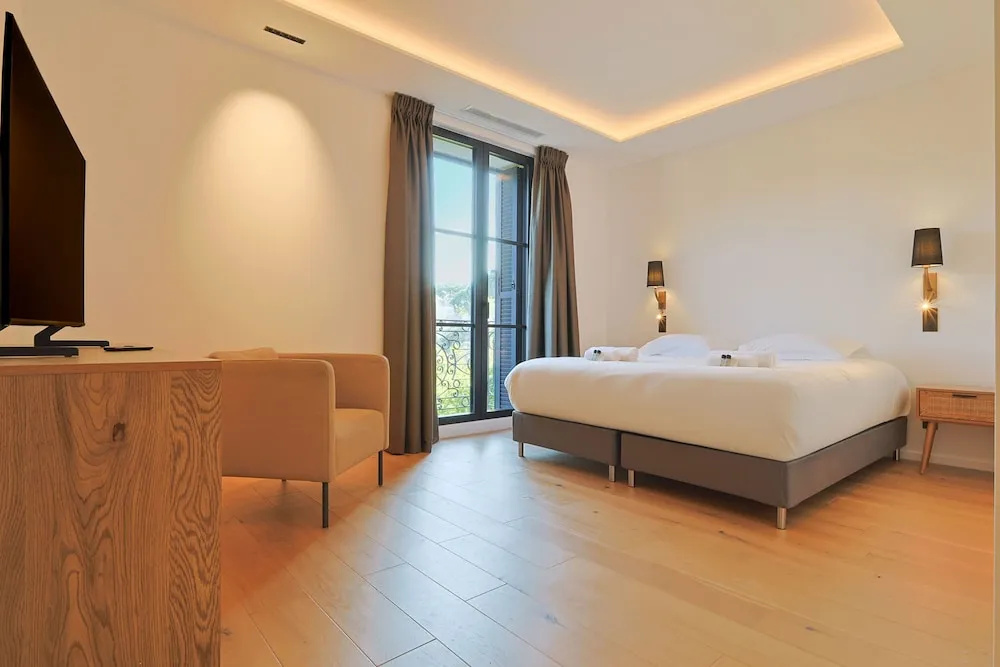 Hotel photo 32
