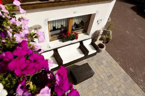 Balcony & Terrace
