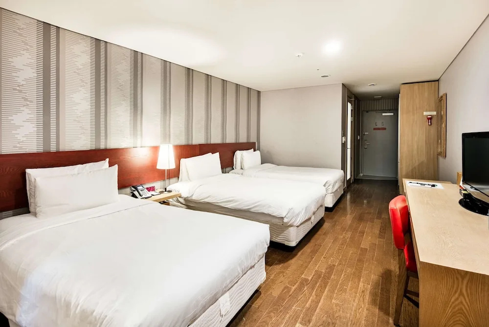 Ramada Hotels & Suites Seoul Namdaemun - Chambres