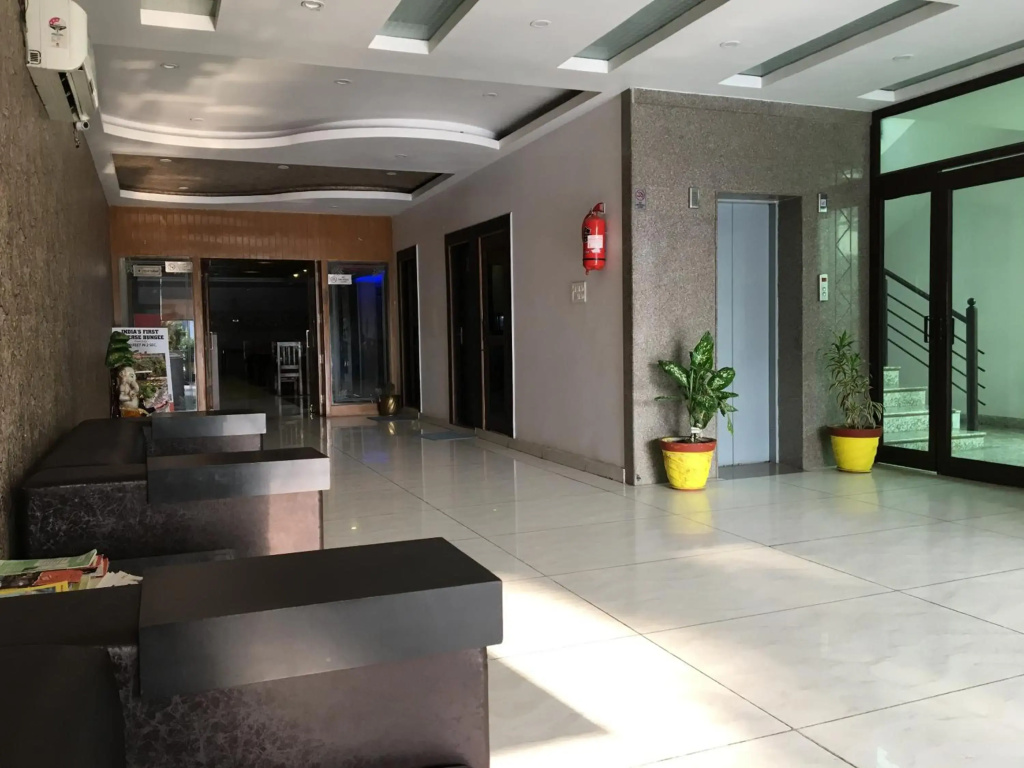 Hotel photo 8