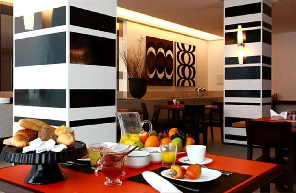 Food & Beverage