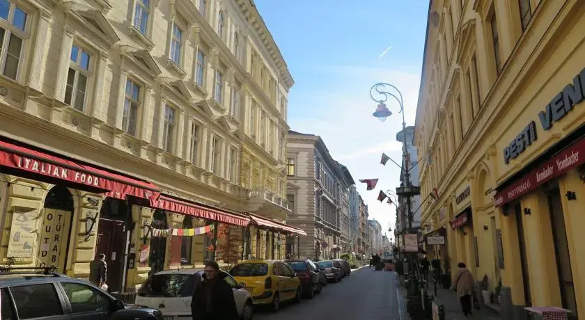 I Love Budapest