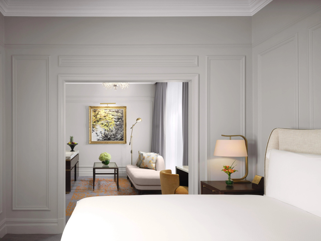 The Savoy - Photo 4