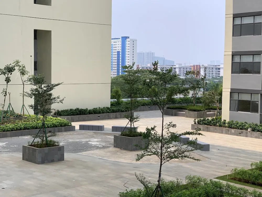 Nice And New 1Br With Office Room At Daan Mogot City Apartment
