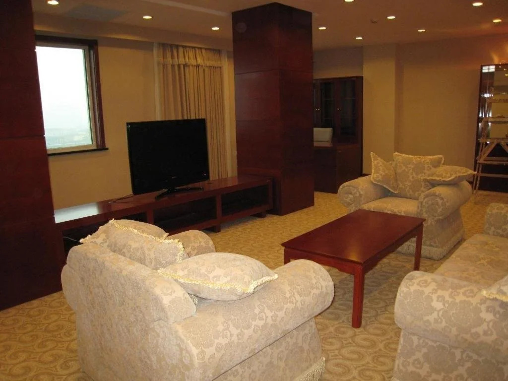 Elan Hotel Hohhot Railway Station