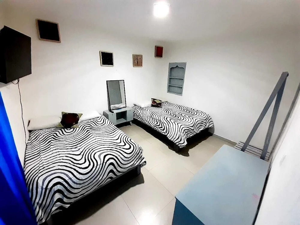 Comfort Quadruple Basement room