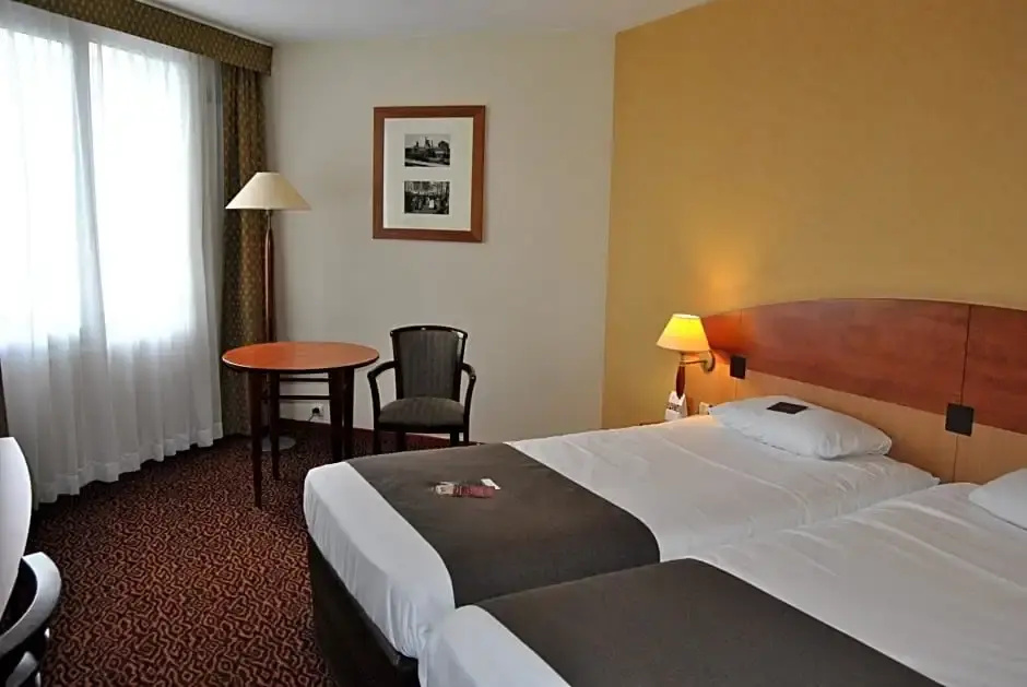 Hotel Mercure Saint-Etienne Parc de l Europe - Chambres