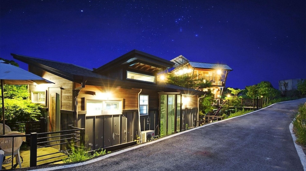 Gapyeong Beethoven House Pension