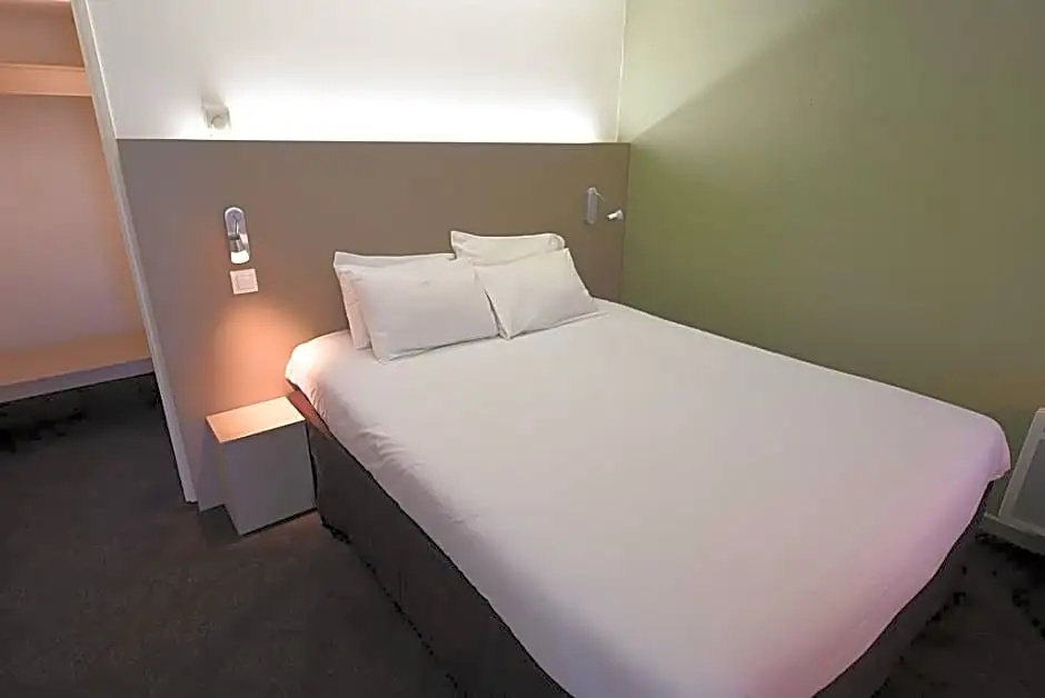 Kyriad Annecy Nord - Epagny	Hotel - Chambres