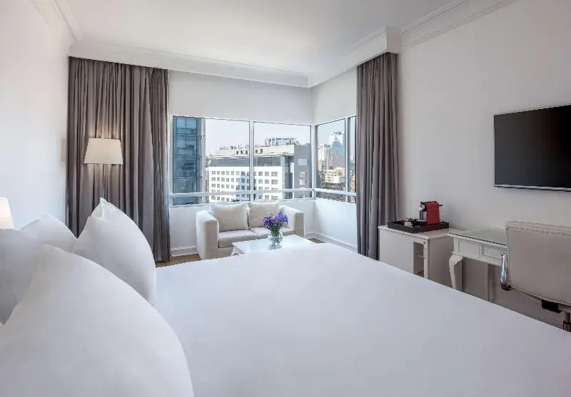 NH Collection Plaza Santiago - Chambres