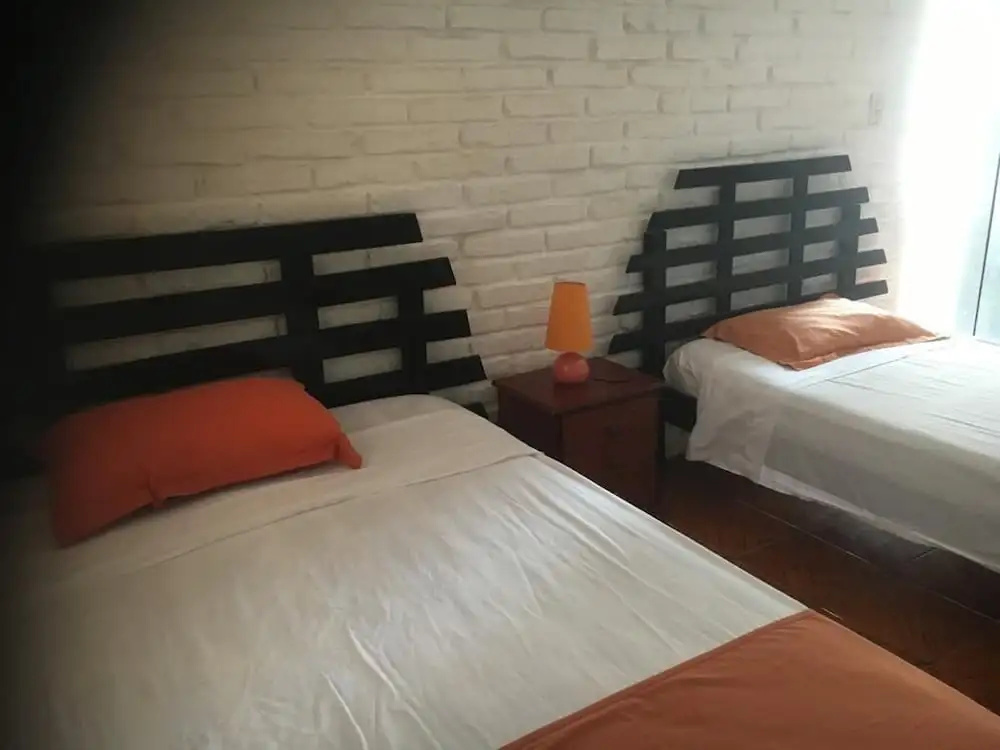 Sundown Beach Hotel - Chambres
