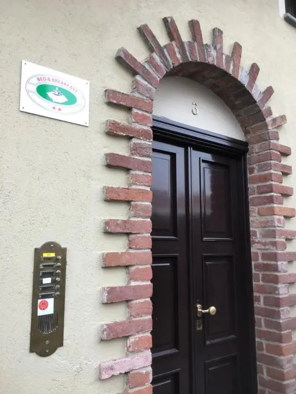 B & B La Guesthouse