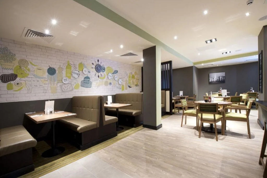 Food & Beverage