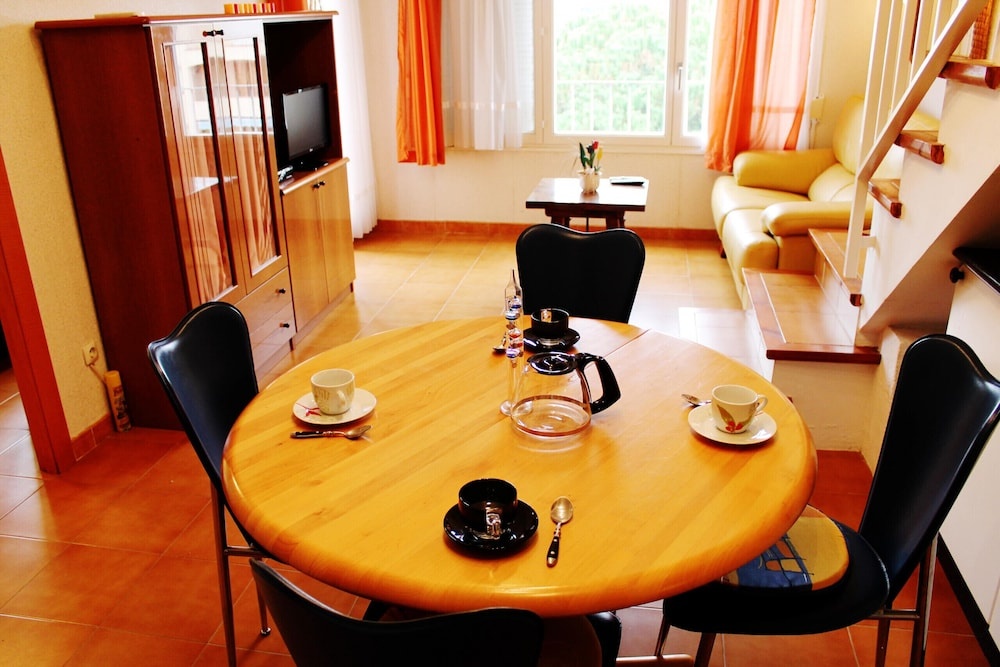 205-apartamento con Piscina Comunitaria