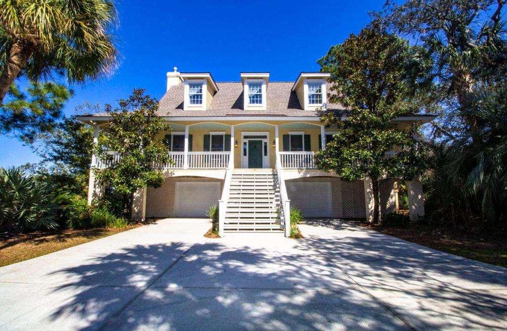 803 Sea Bass Dr