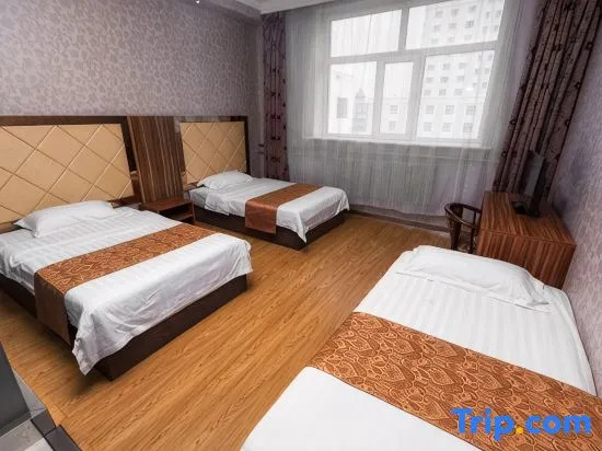 Standard Triple room