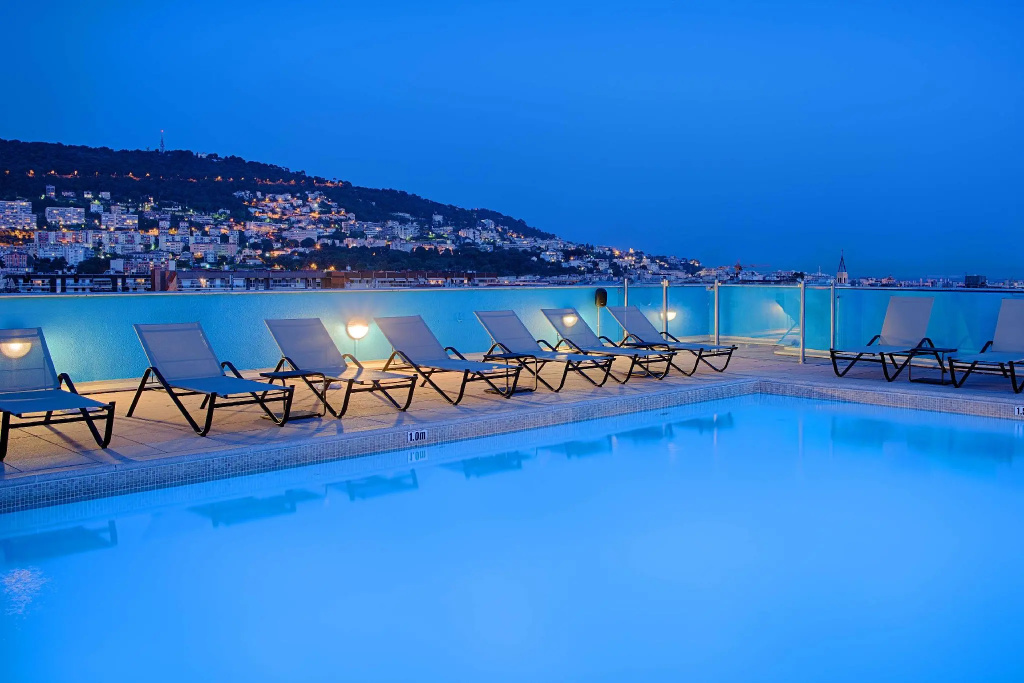 Hotel photo 16