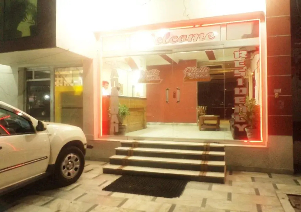 OYO 19820 Hotel Aanandan Residency