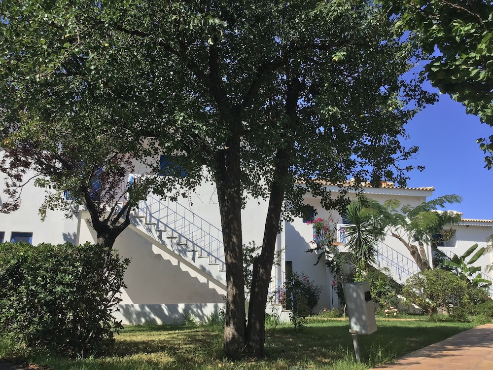 Oasis Hotel 3 * Oasis Hotel 3 *