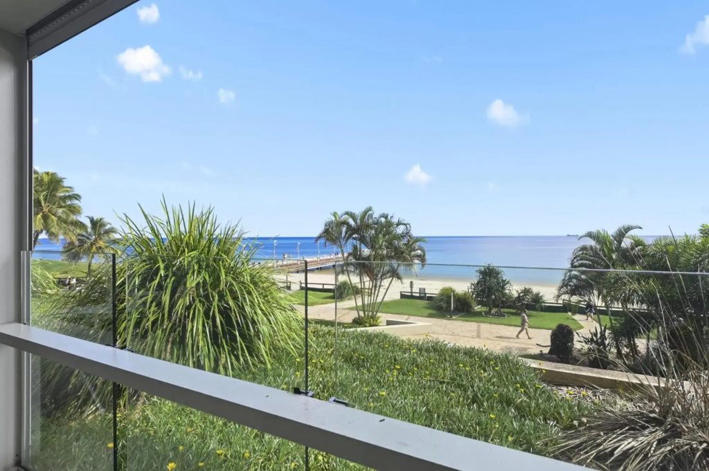Deep Blue Apartment 1 Tangalooma