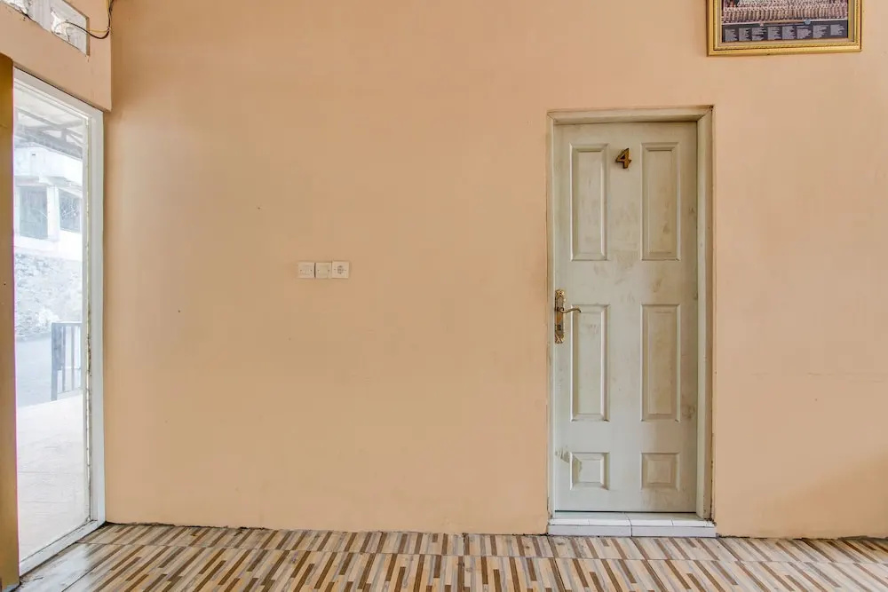 OYO 92459 Cahyo Kost 2