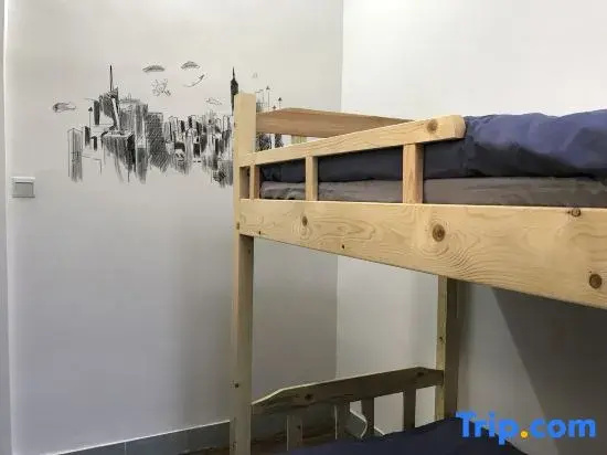 Bed in Dorm (male dorm)